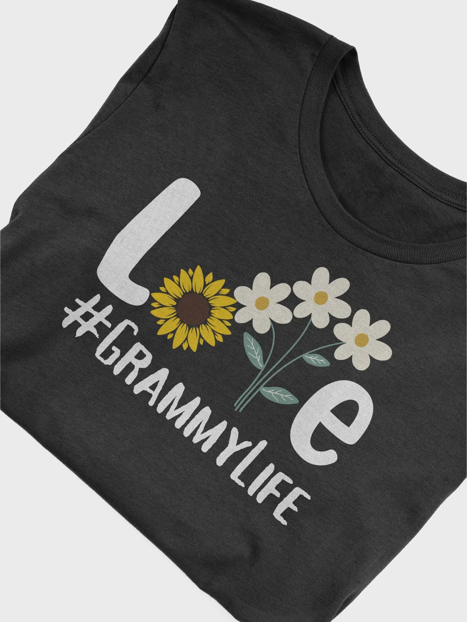 Love Grammy Life Flower Grandma Gift Unisex T-Shirt product image (5)