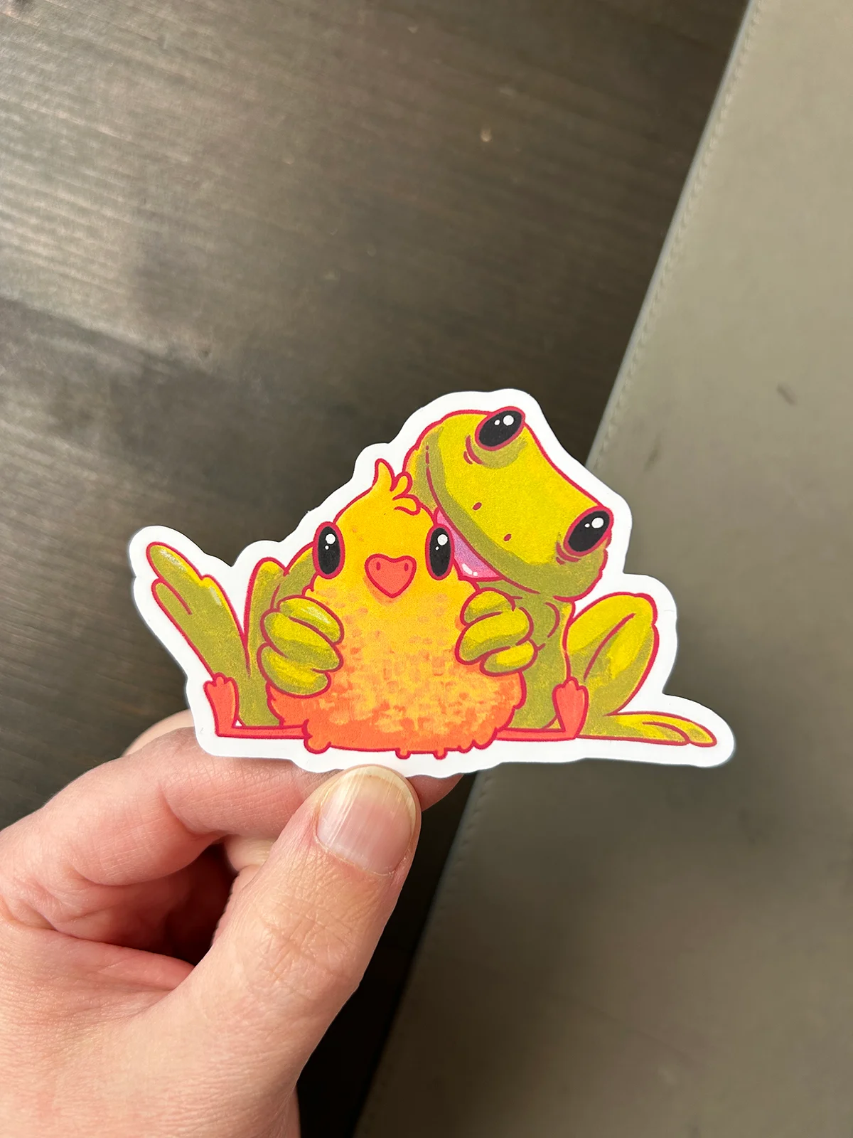 sticker : huggles product image (2)