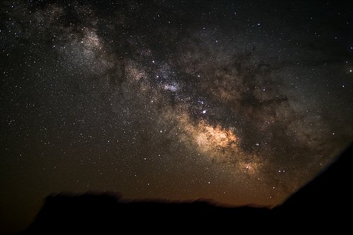 Woah… image stacking is awesome.

Never tried stacking for astrophotography in the past but after this first attempt I’ll def...