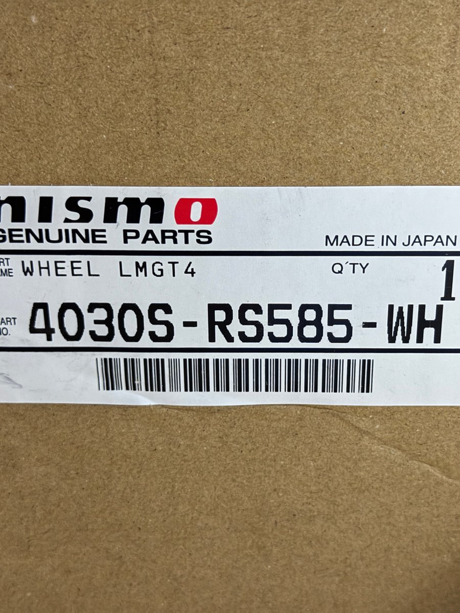 Nismo LMGT4 Anniversary Wheels White - 5x114.3 (New) product image (2)