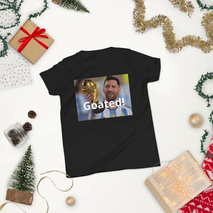 Que Mira Bobo? Messi is Goated Youth Shirt product image (2)
