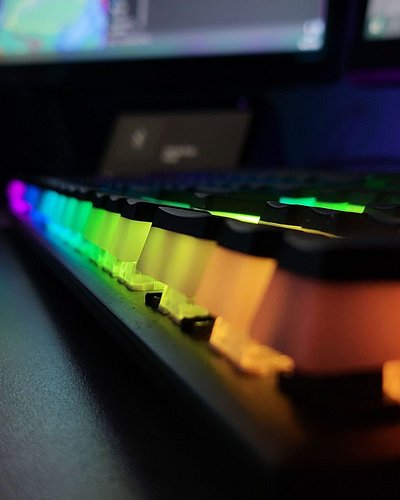 Never knew a keyboard could look sexy 👀 #zinguid #stream #gamingsetup #instagaming #game #pcgaming #games #videogames #gaming...