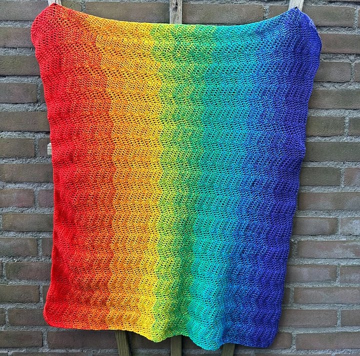 Colorful Wavy Baby Blanket product image (2)
