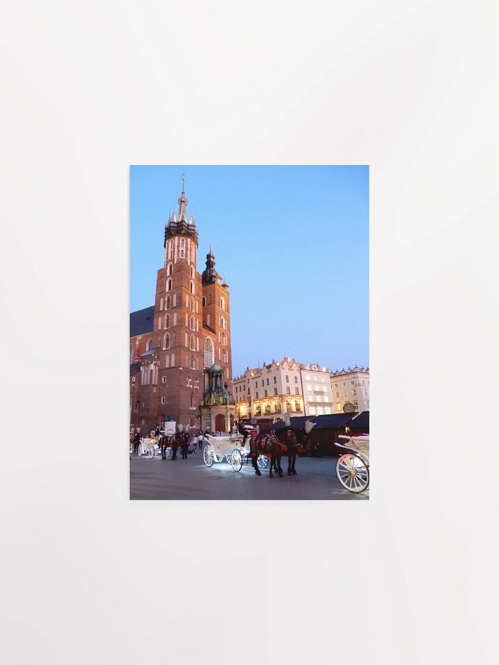Krakow - St. Mary's Basilica and horse-drawn carriage - print/poster product image (1)