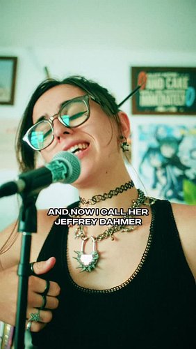 I like my bars a lot 🙈

WAY.TOO.BAD with @robxapollo out NOWWWW

#altrap #gay #bar