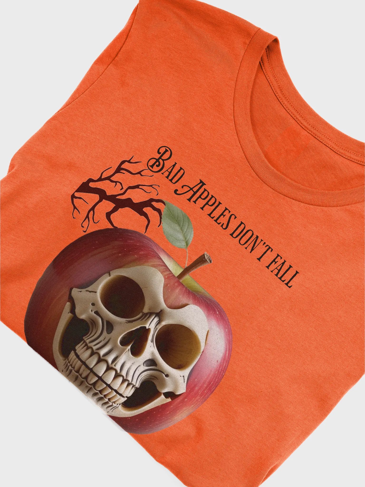 Skull-Apple Fusion Graphic Tee product image (1)