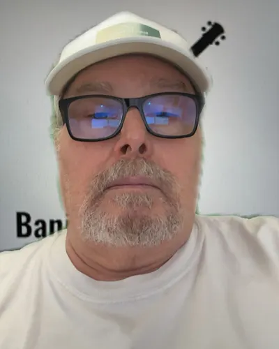 https://get.stash.com/joseph_37kqknq