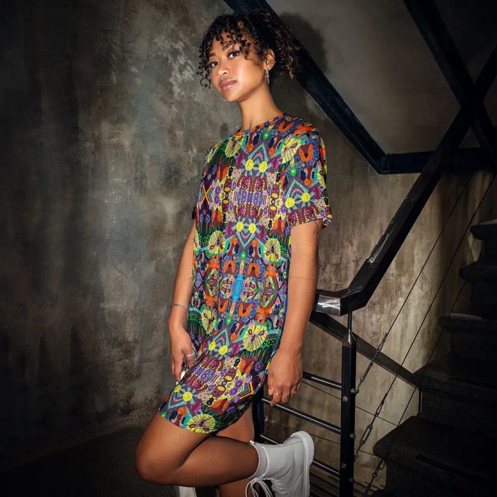 Abstract Doodle Art Animals Ladies T Shirt Dress product image (2)
