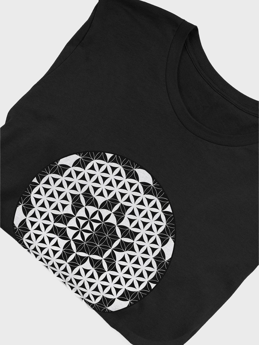 Ying Yang T-shirt product image (38)