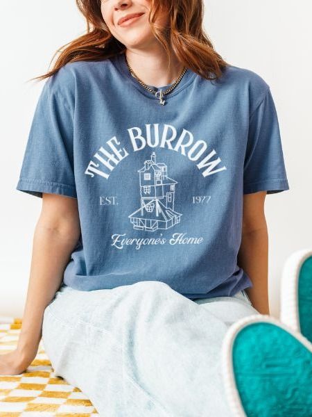 Burrow Home Vintage Minimalist Shirt product image (42)