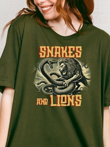 Dramione Snakes and Lions Vintage Pulp Mystery Harry Potter Shirt product image (4)