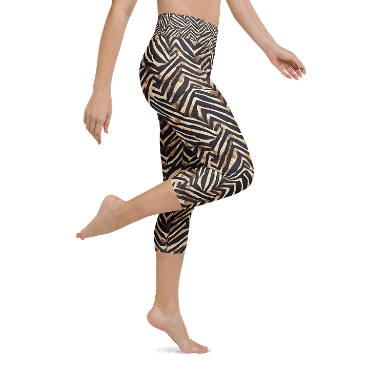 Snake Skin Capri Leggings product image (1)