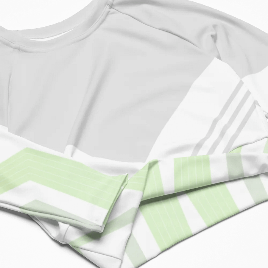 EcoChic Vibe Recycled Crop Top product image (4)