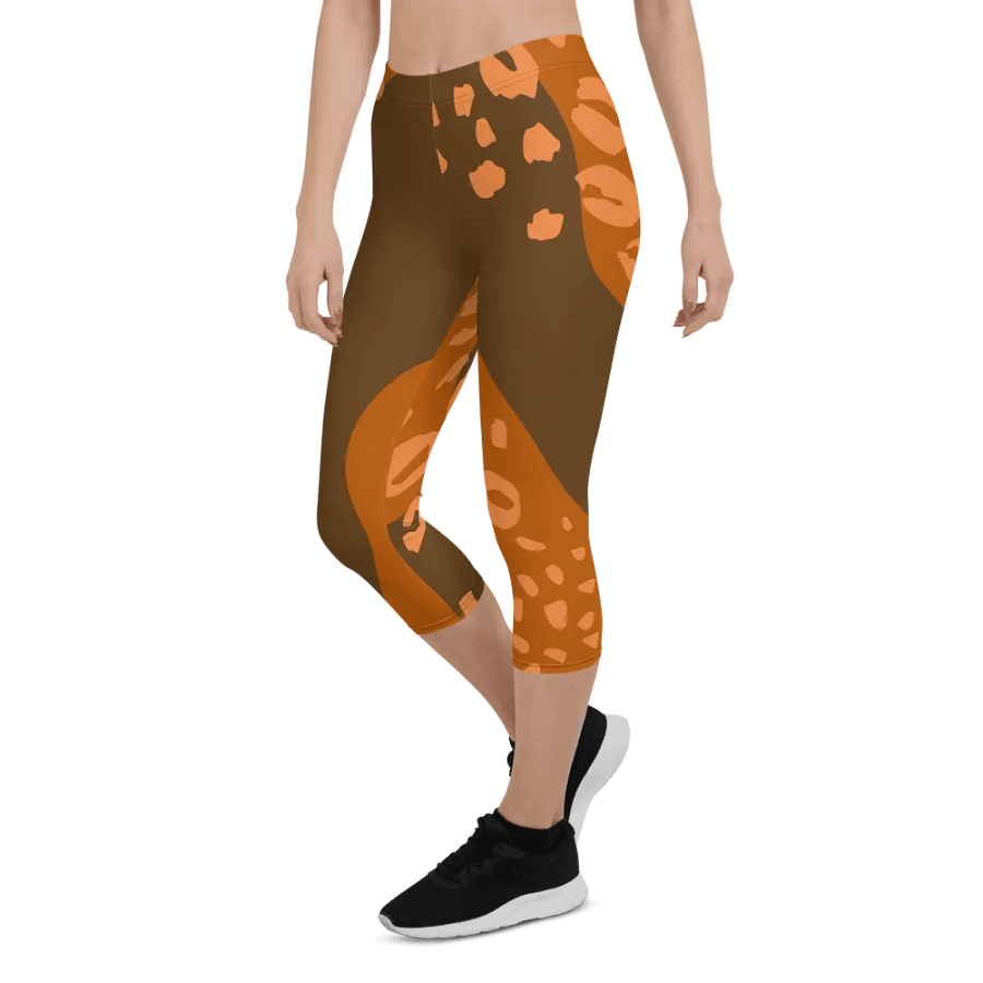 Orange Wilderness Camo Capri Leggings product image (6)