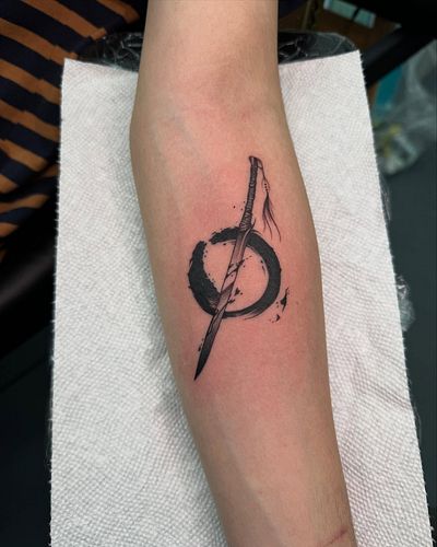🗡️ 

.
.
.
#opelika #alabama #tattooshop #tattoo #swordtattoo #armtattoo
