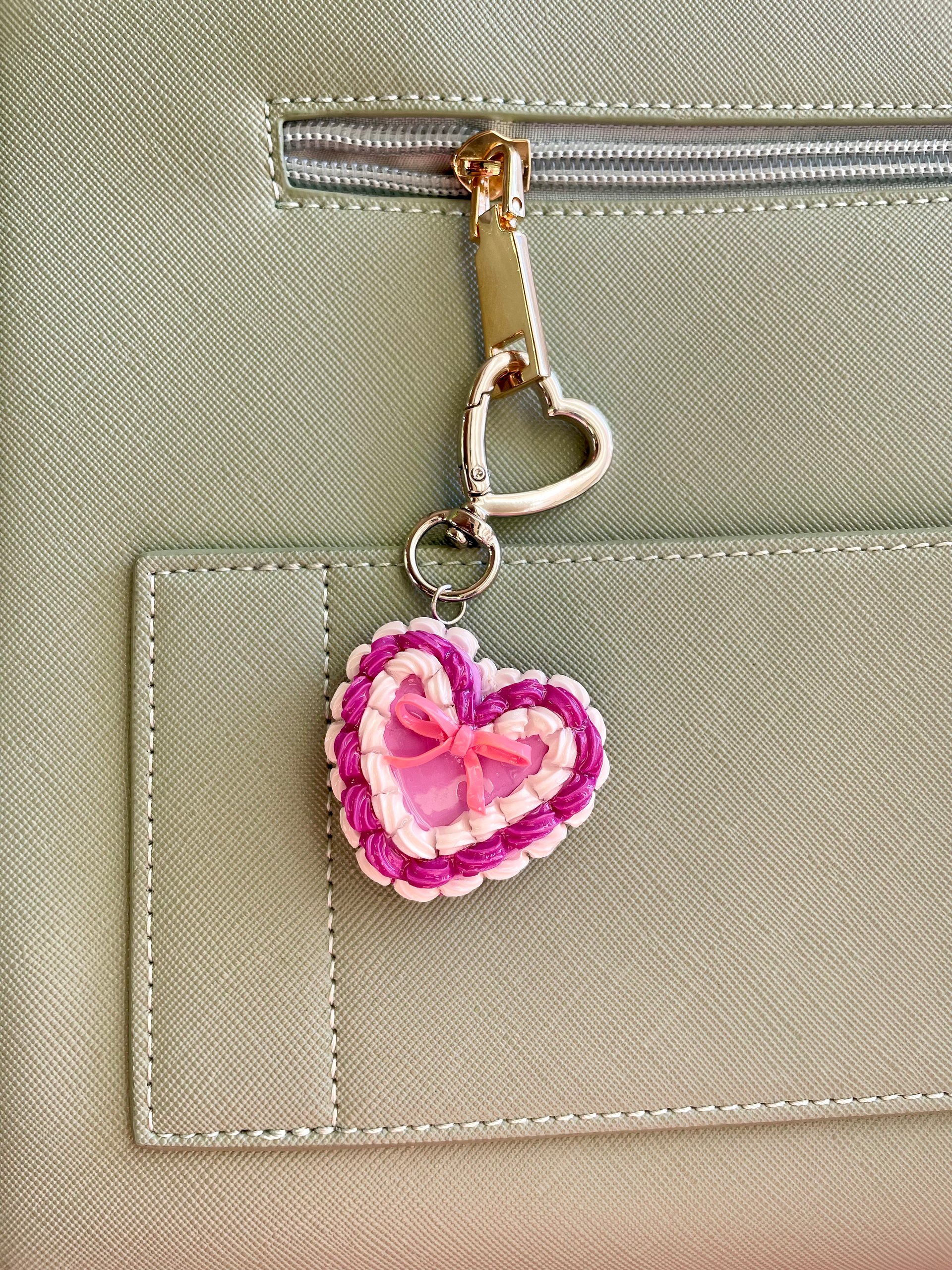 Sugar Plum Kiss - Coquette Heart Cake Keychain product image (3)