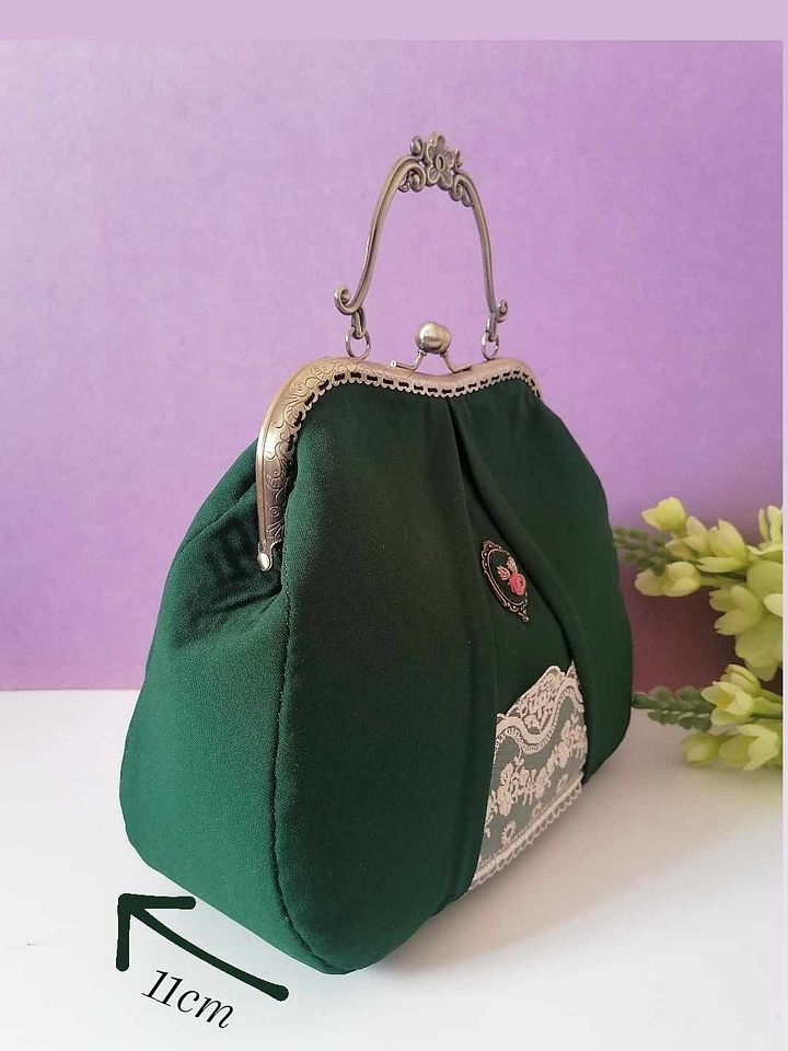 Vintage Green handbag product image (2)