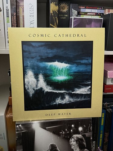 Now Spinning 
Cosmic Cathedral : Deep Water :2025

#prog #progressiverock #nowspinningonvinyl #vinyl