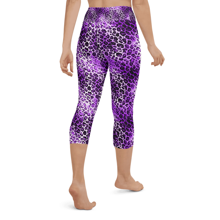 Purple Leopard Pattern Capri Leggings product image (3)