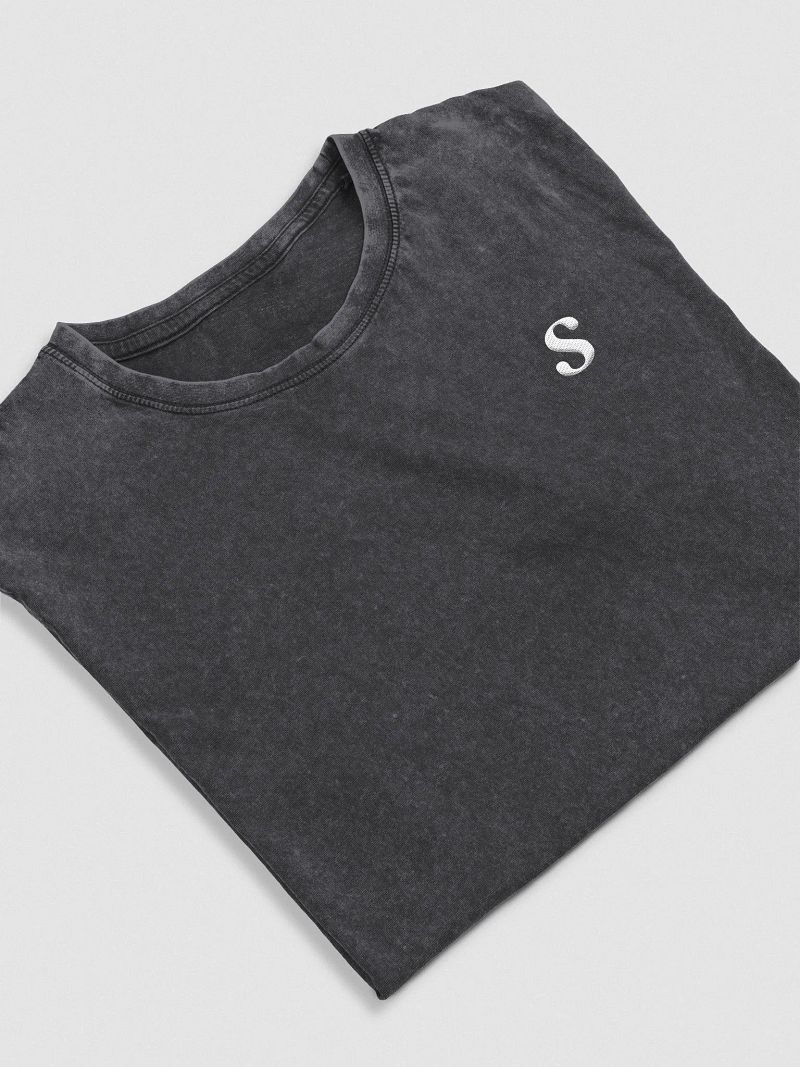 Husky Tee (white embroidered)