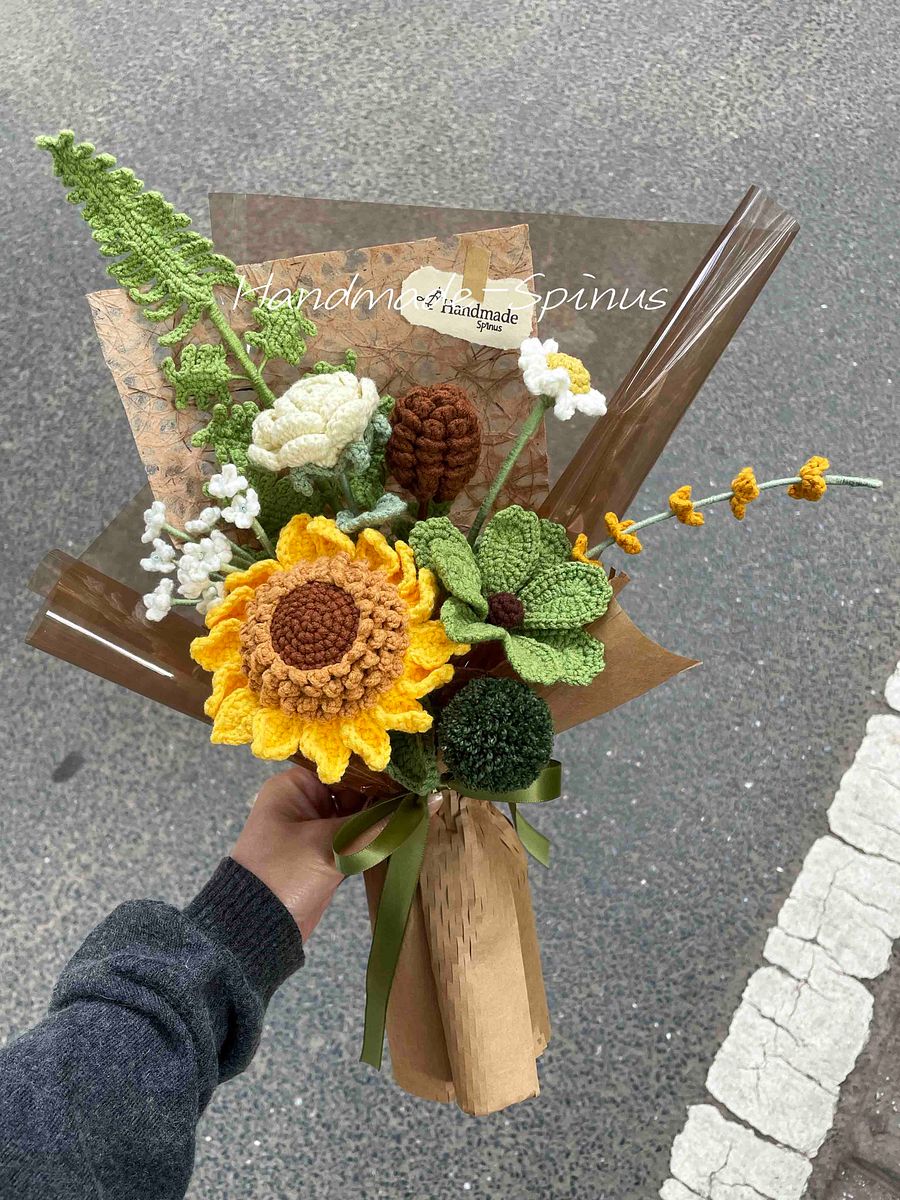 Autumn Psalms Crochet Knit Bouquet product image (2)