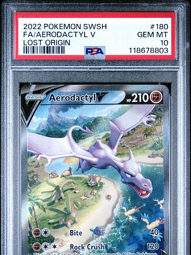 Another win in the books! Bringing in a solid hit from Lost Origin as it’s on the rise! All from trading in bulk cards! #poke...