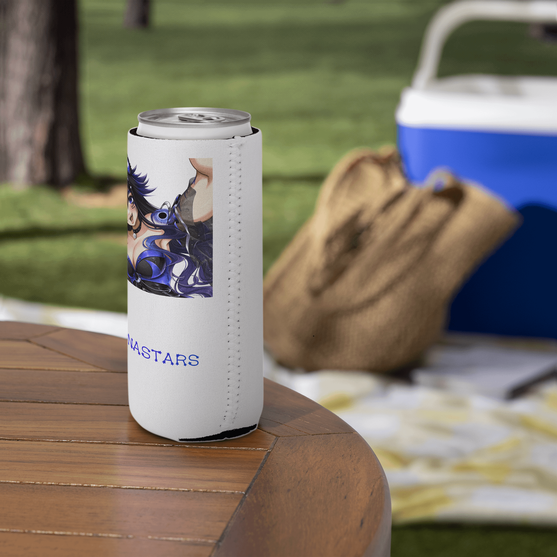 Moona Selfie Can Cooler product image (5)