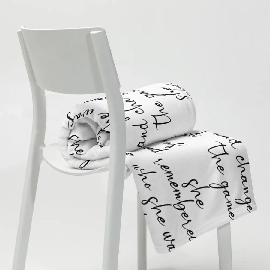 She Remembered Blanket product image (2)