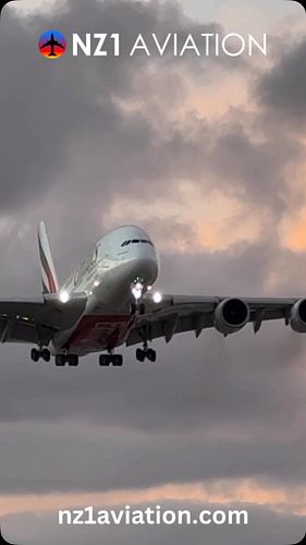 @emirates A380 making a crosswind landing onto runway 16R at @sydneyairport
.
.
.
.
#emirates #qatarairways #syd #dxb #a380 #...