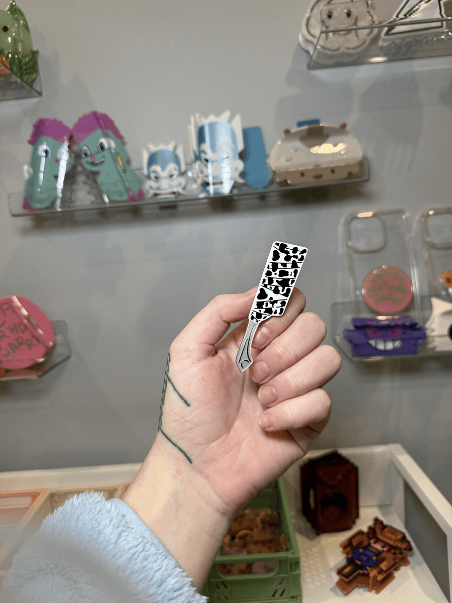 Nanami Blade Hair Clip product image (1)
