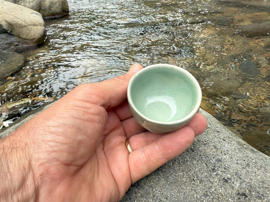 🎎 Vintage Blue Glazed Guinomi Sake Cup – Japan Antique Roadshow product image (3)
