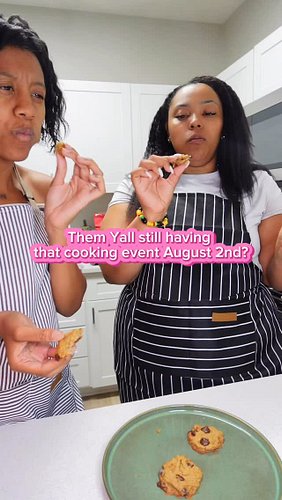 🥄 Chickpea lovers, this one’s for you! 🌱
Join us August 2nd for a deliciously hands-on vegan cooking class where we’re whippi...