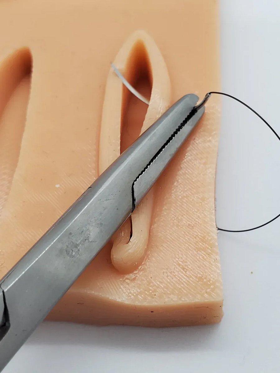Mini Suture Kit product image (2)