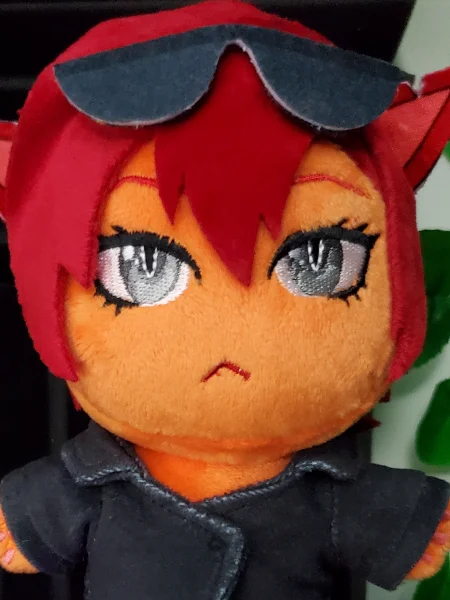 MrAyeshen (Kiri Sok) Plushie product image (4)