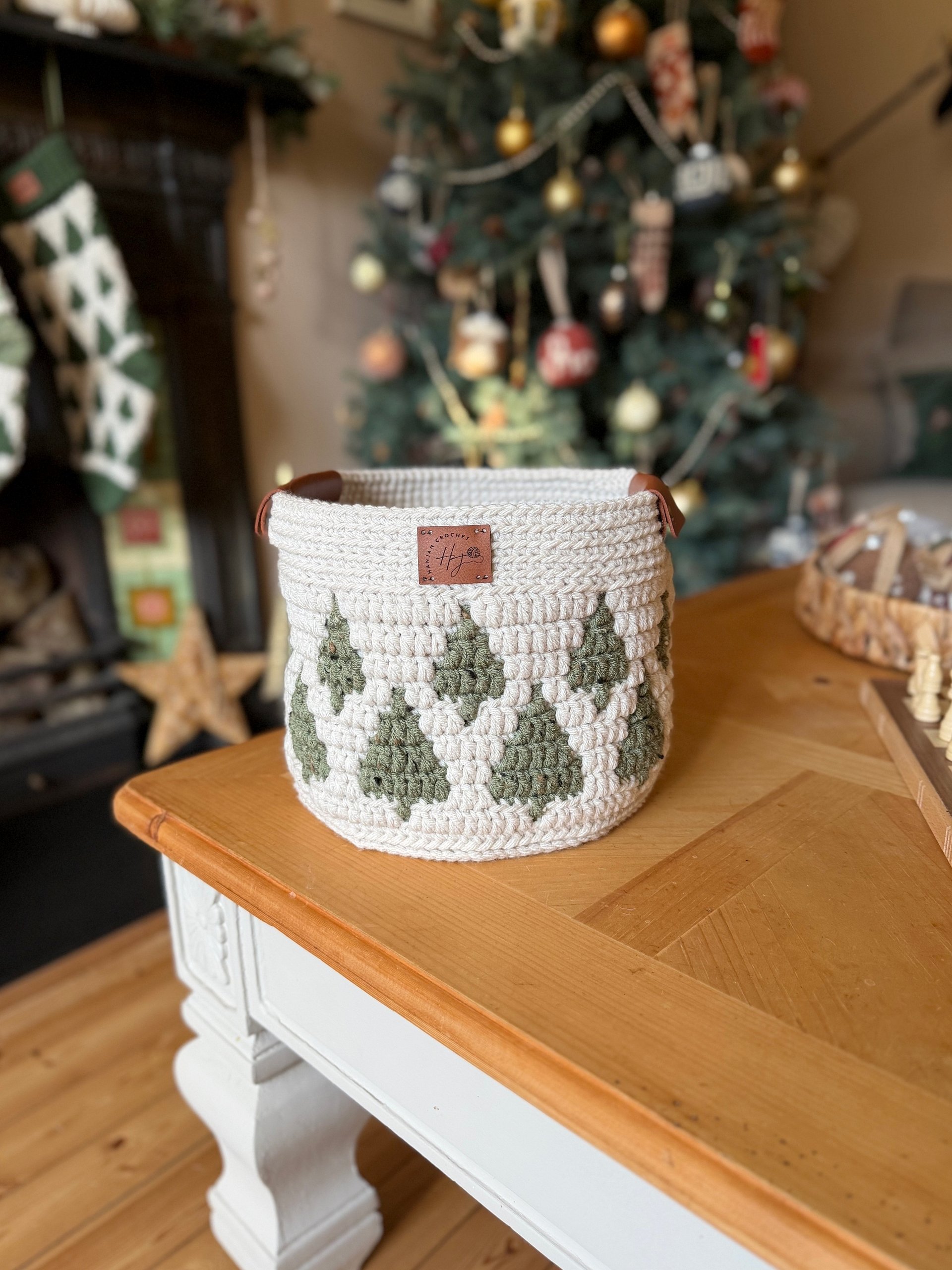 CROCHET PATTERN + VIDEO — Twinkling Trees Mosaic Crochet Baskets — 3 Nesting Sizes storage, gift, plantholder, Charts Included in PDF product image (6)