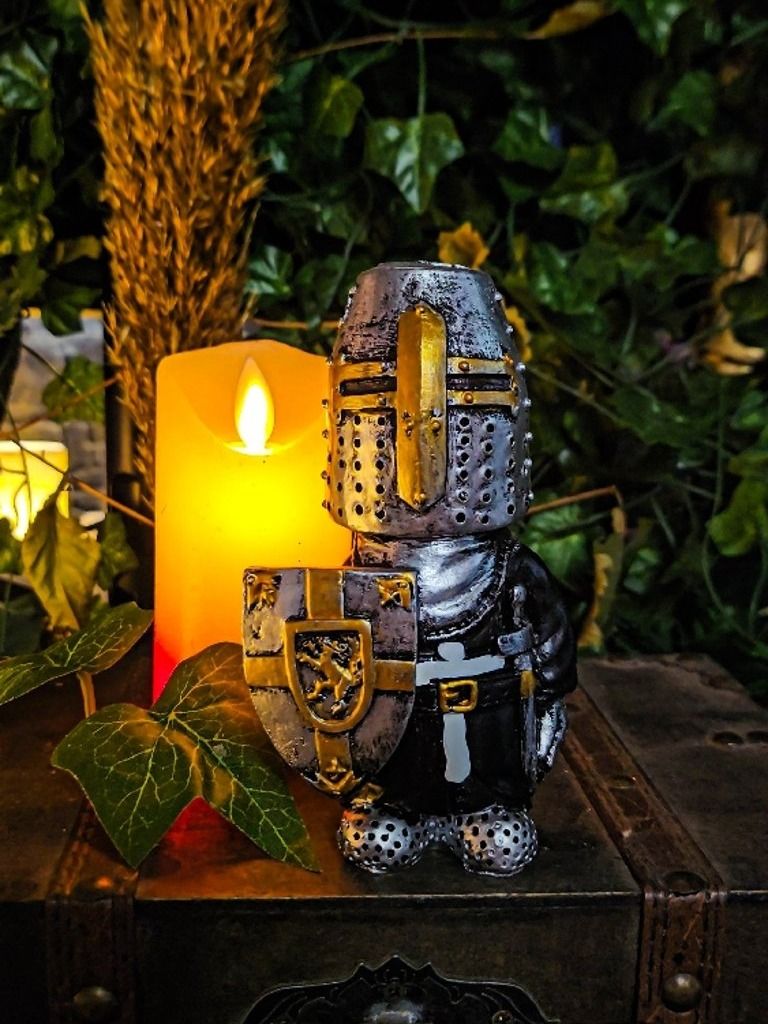 The Armored Kingdom Warmonger Knight Collectible product image (2)