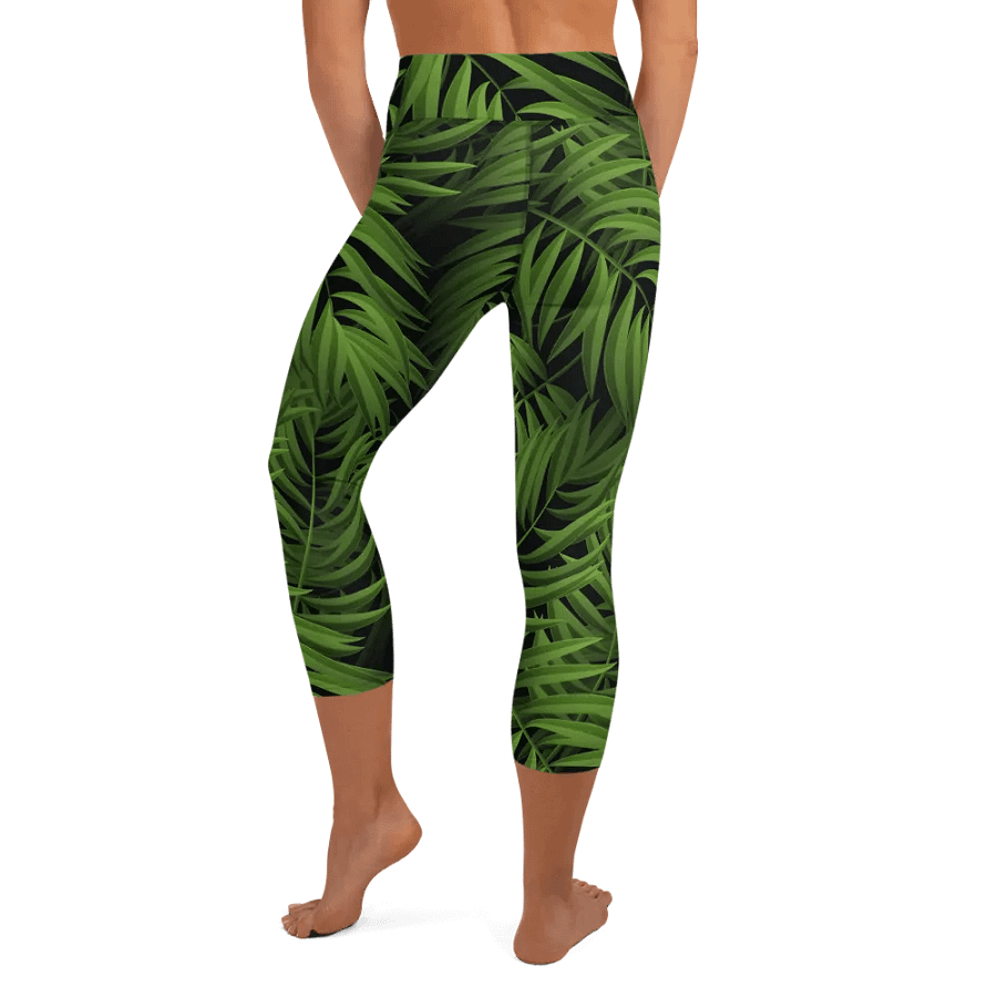 Tropical Palm Allure Capri Leggings product image (6)