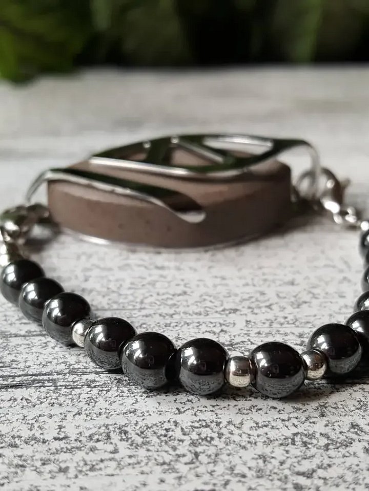 Hematite Bracelet | Handmade Accessory for Bellabeat Leaf Urban & Ivy product image (1)