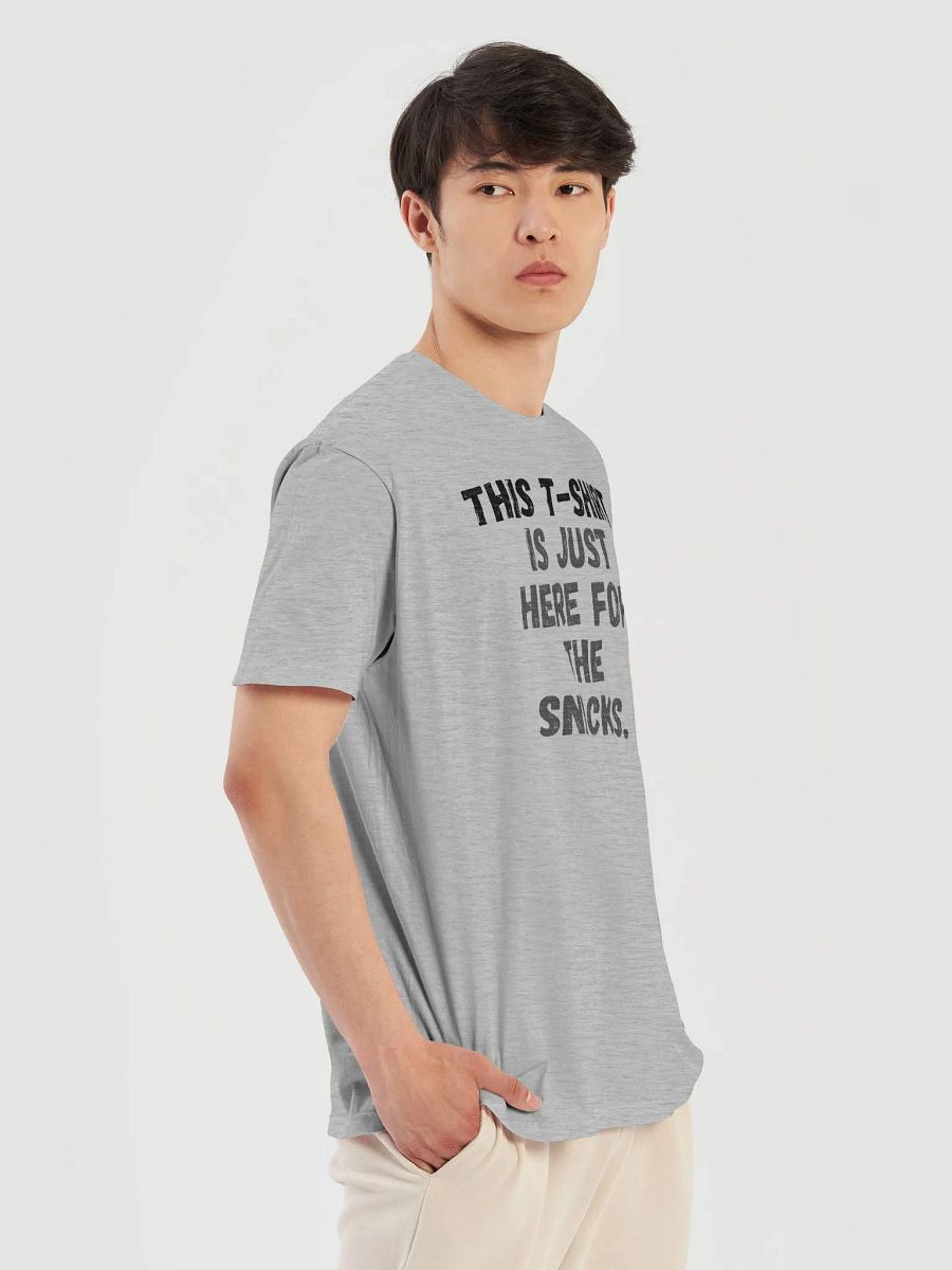 This t-shirt is just here for the snacks. product image (10)