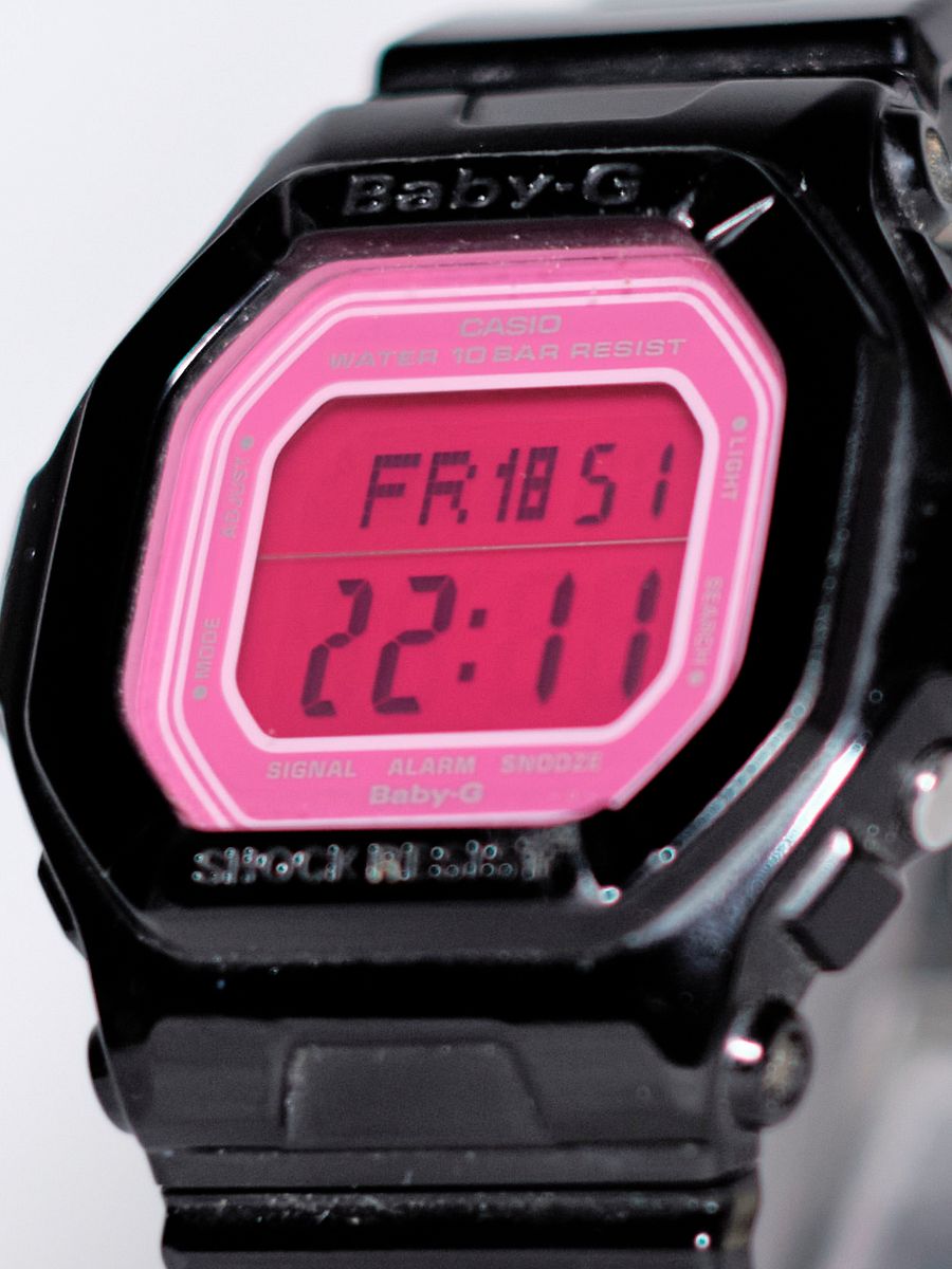 CASIO BG-5601 black pink Digital square basic Baby-G shock product image (2)