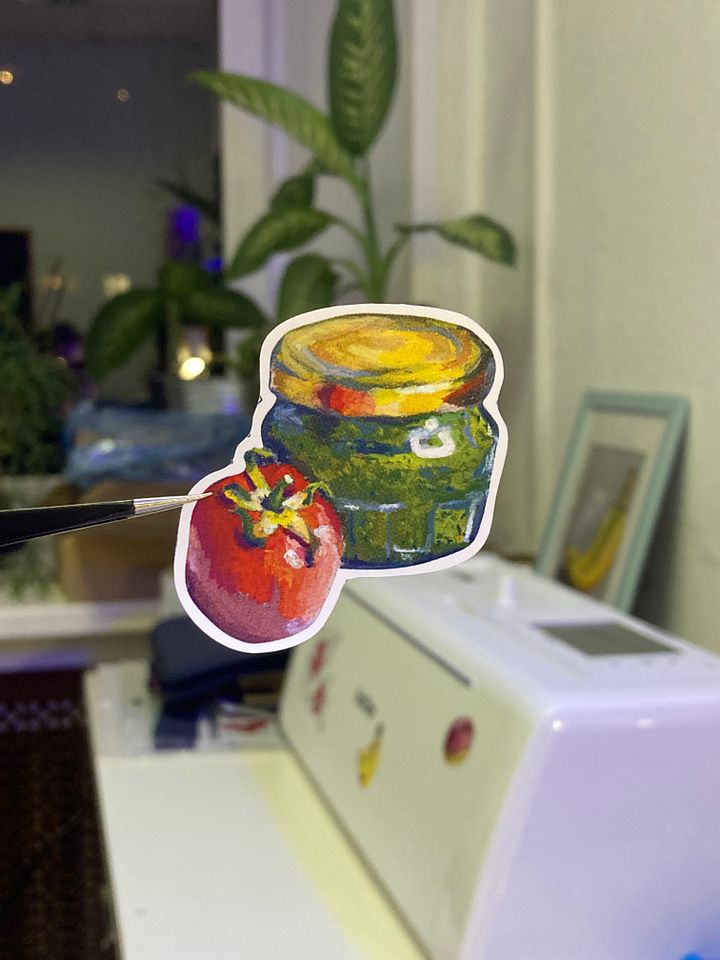 Pesto + tomato sticker product image (1)