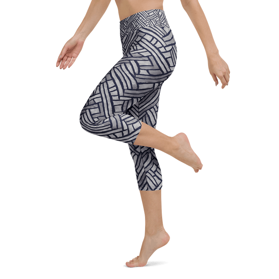 Grey Rectangles Capri Leggings product image (5)