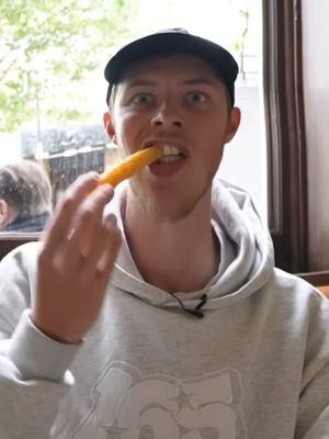 THE best edit ive seen in a long time tbh @calfreezy #foodreview #fy #funnymoments #youtubers #reactions