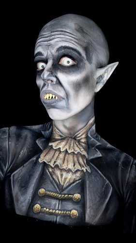 Me? Too much?! NEVER!! 😏💀

Nosferatu! I never looked so sexy baby! 🤣
➡️@colouredcontacts Mini White Sclera Lenses 👀

#bodypai...