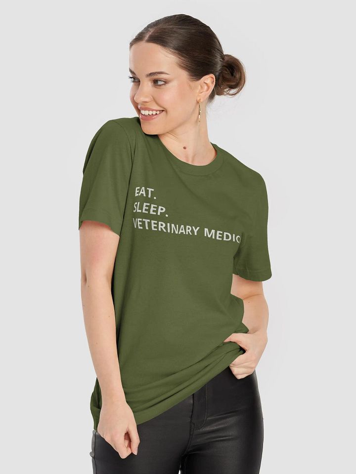 "Eat, sleep, veterinary medicine" t-shirt product image (2)