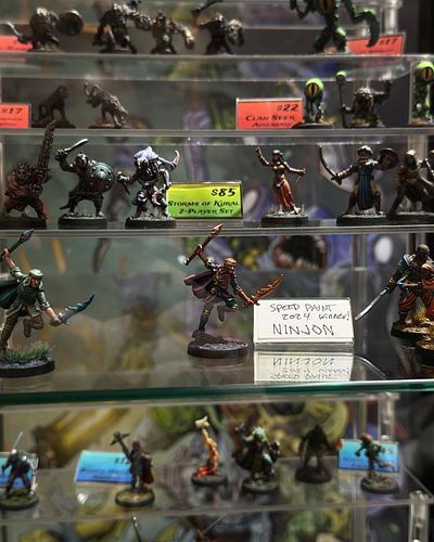 Woooooo! The 1 hour speed paint competition for #relicblade was such a highlight of #adepticon, so much fun!!!