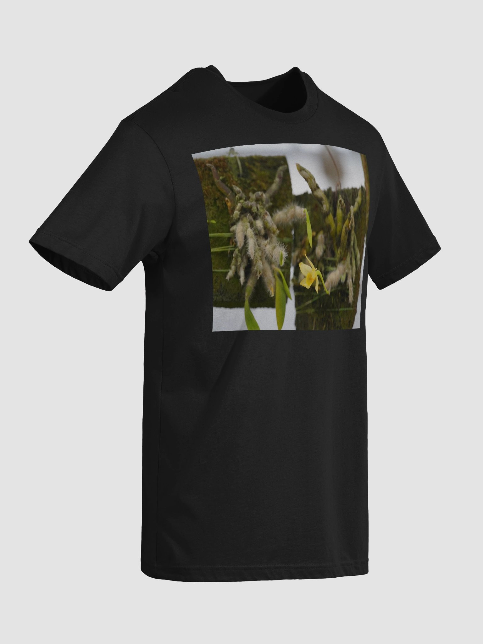 Golden Petal Paradise T-Shirt product image (5)