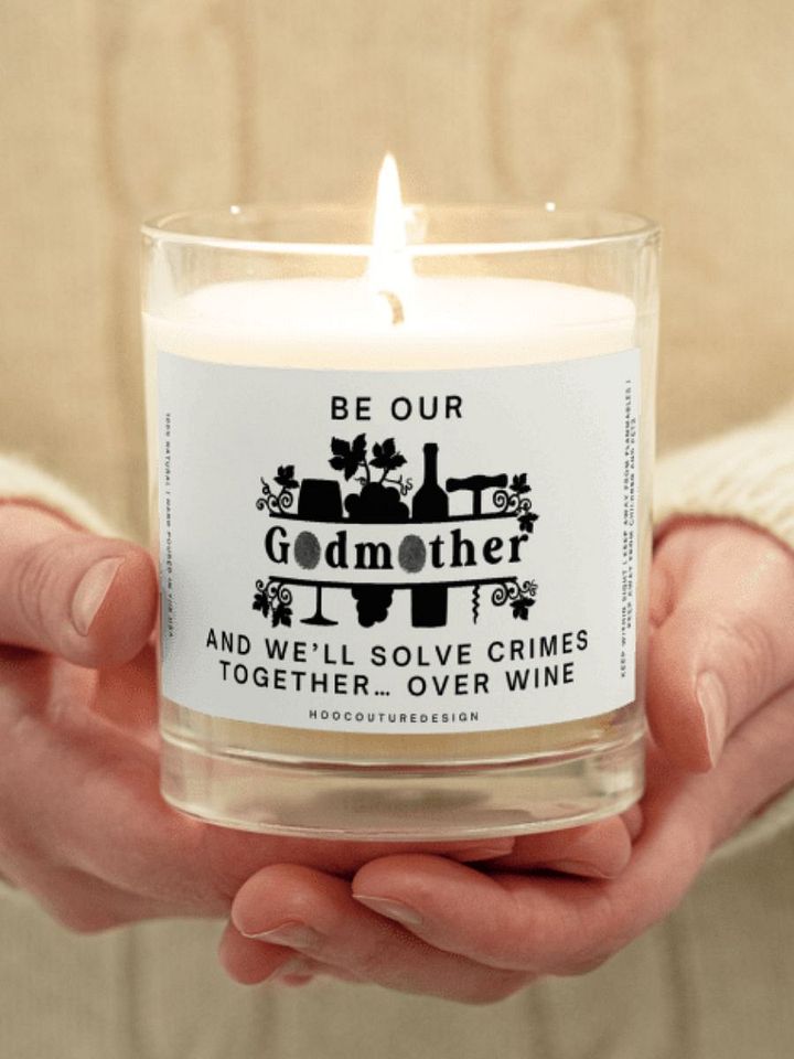 Funny gift for a wine lover godmother - True-crime - Soy wax vegan candle product image (1)