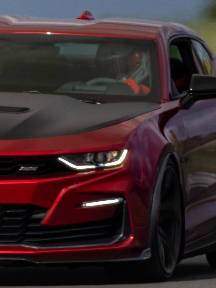 Camaro SS & LT1/RS Headlight Blackouts - 2019+ product image (1)
