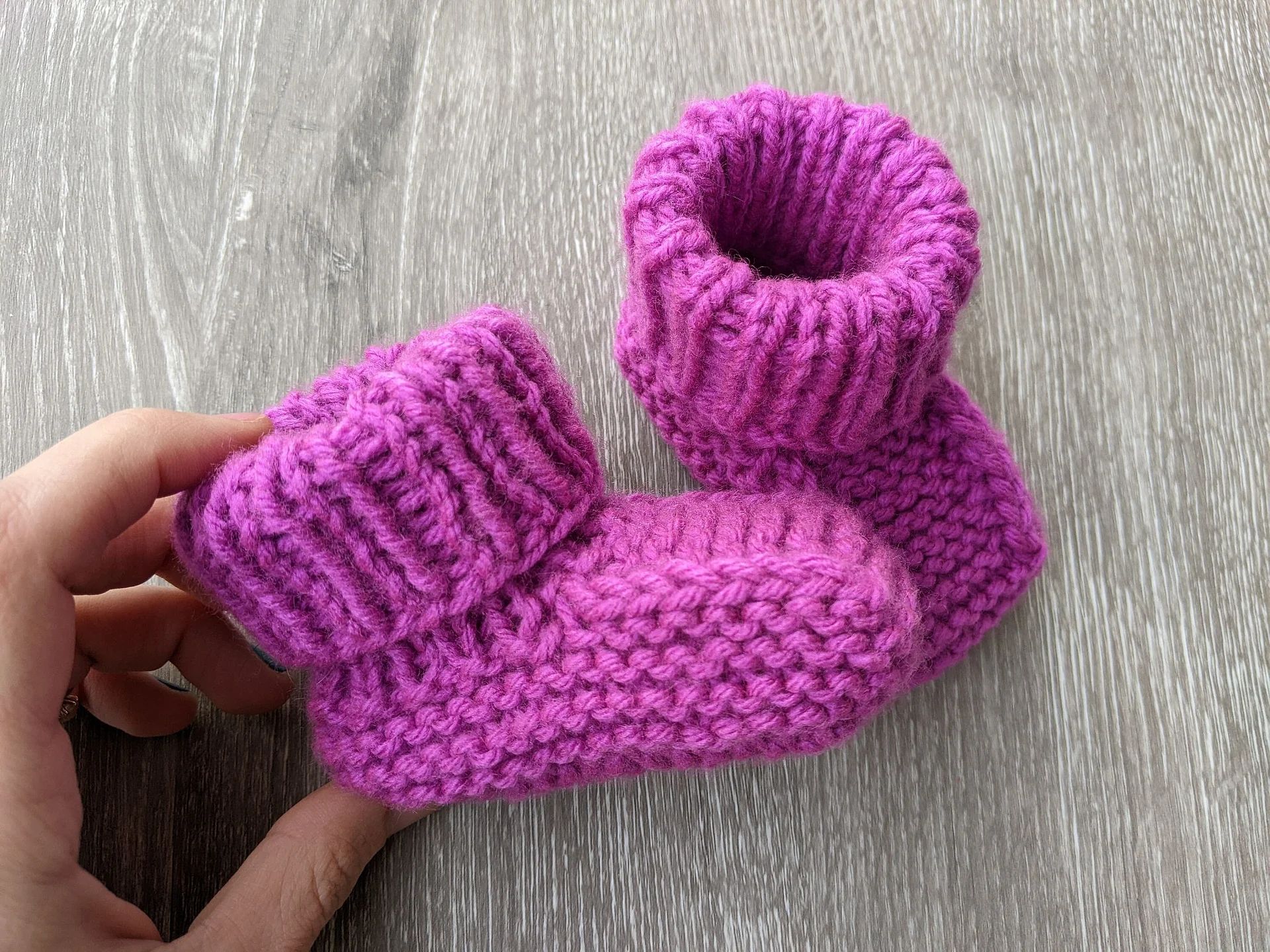 Newborn Baby Knit Booties Pattern product image (10)